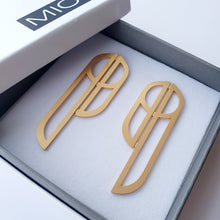 Load image into Gallery viewer, Earrings - Large Gold