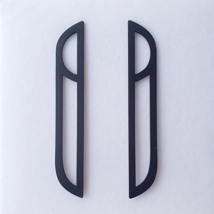 Earrings - Medium Black